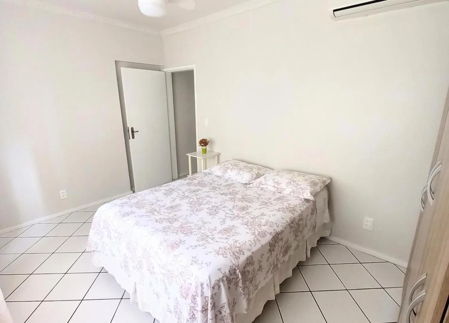 Apto 2 Quartos, pertíssimo da Beira-Mar e Ponte HL Apartamento Florianópolis